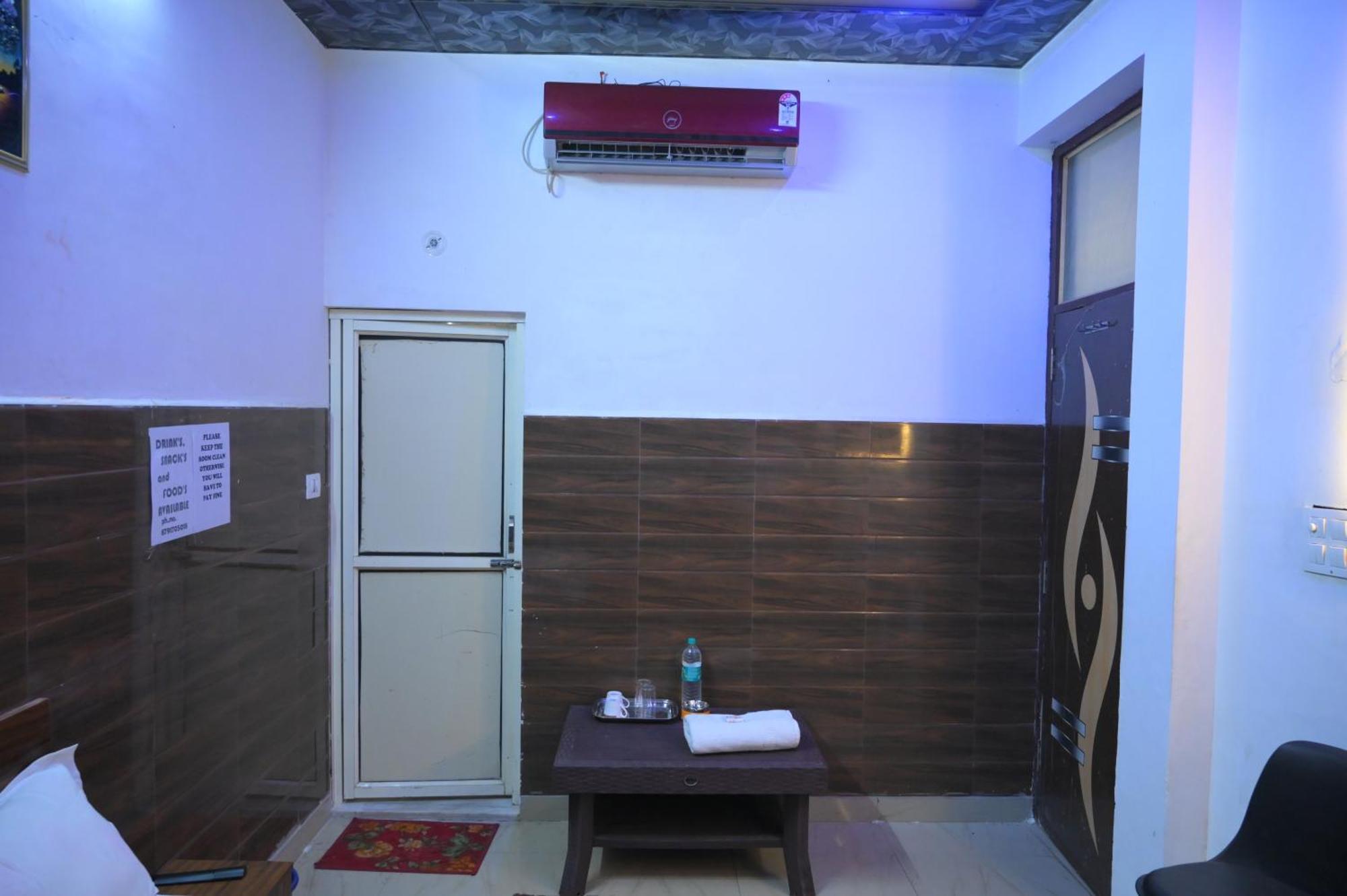 Hotel Starlight Meerut Εξωτερικό φωτογραφία