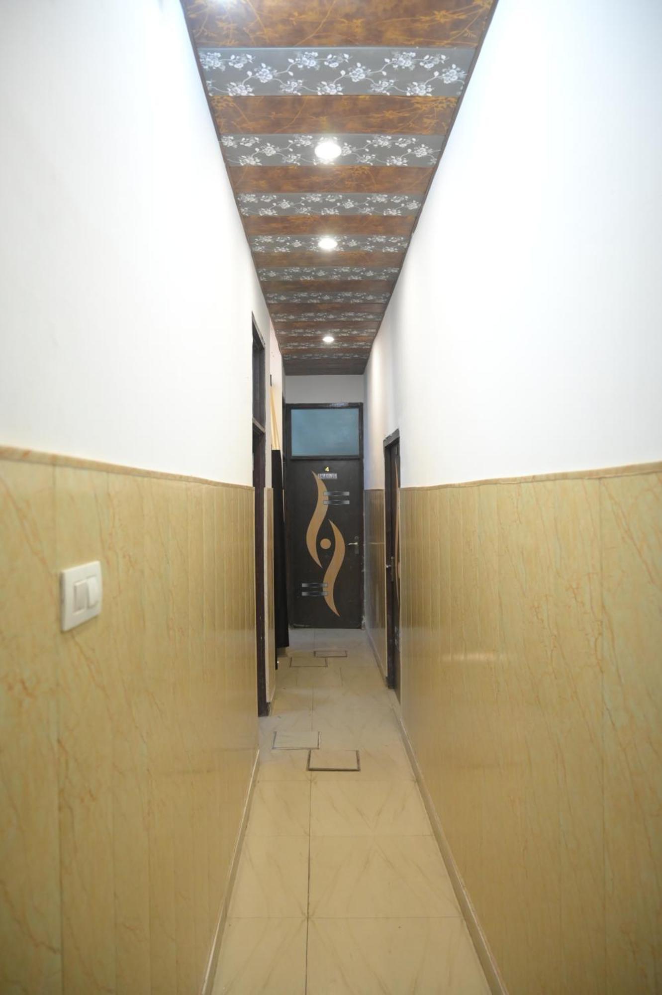 Hotel Starlight Meerut Εξωτερικό φωτογραφία